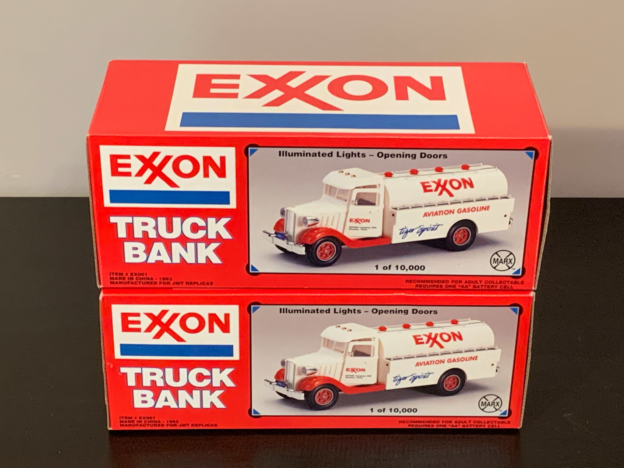 HESS 1993 Exxon Truck Bank