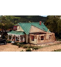 Woodland Scenics HO KIT DPM Woody's Country Store