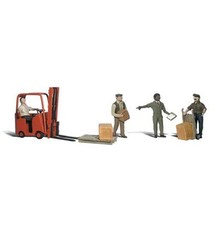 Woodland Scenics 2744	 - 	WORKERS / FORKLIFT