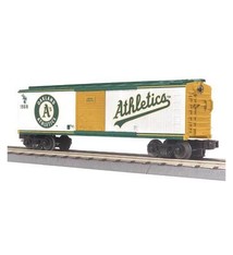 MTH - RailKing 3074180	 - 	BOX CAR OAKLAND ATHLETICS