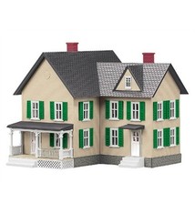 MTH - RailKing 3090332	 - 	Farm House CREAM/GREEN