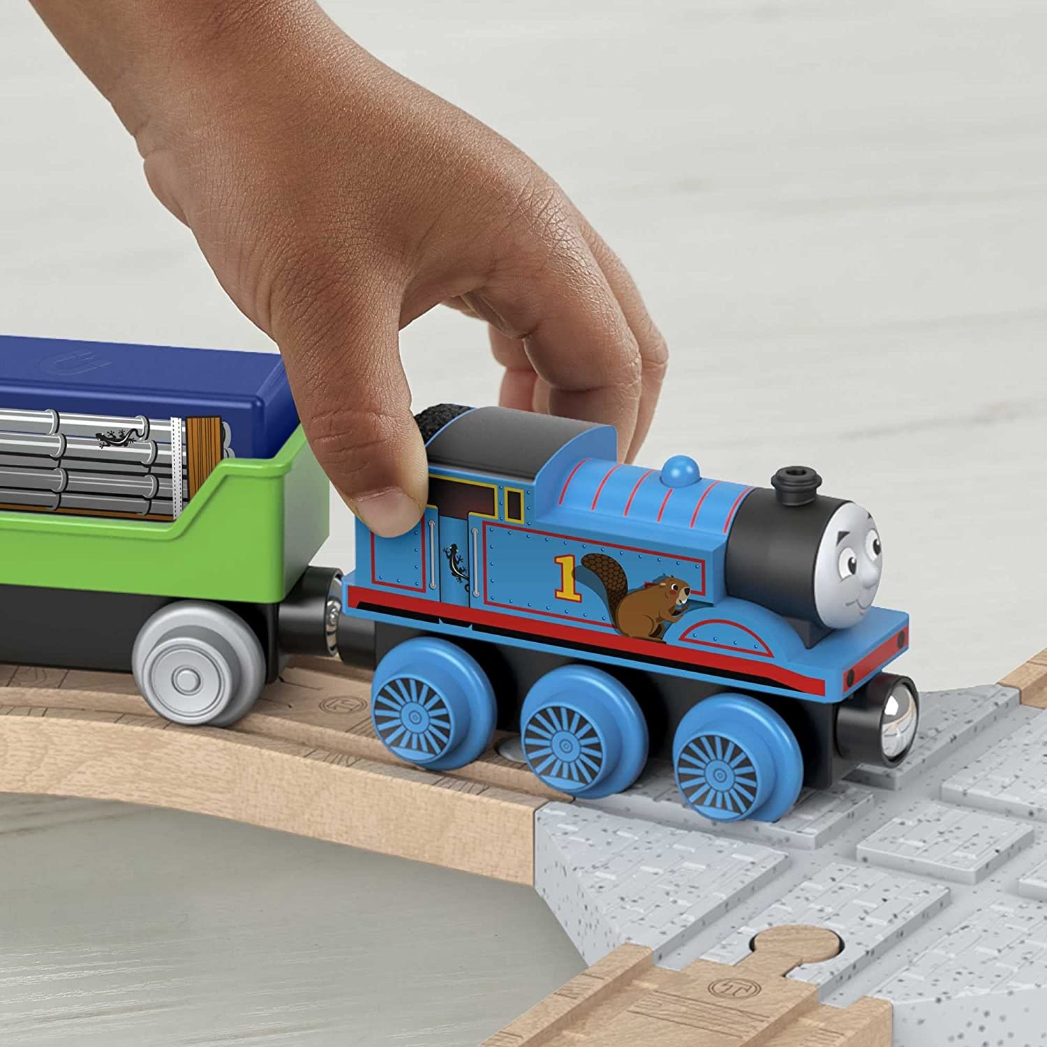 Thomas Figure Eight Track Pack