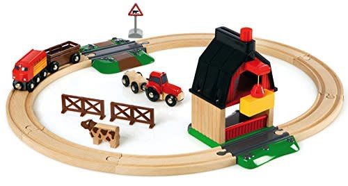 BRIO FARM RAILWAY SET