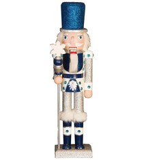 Masterpiece Nutcracker Guard
