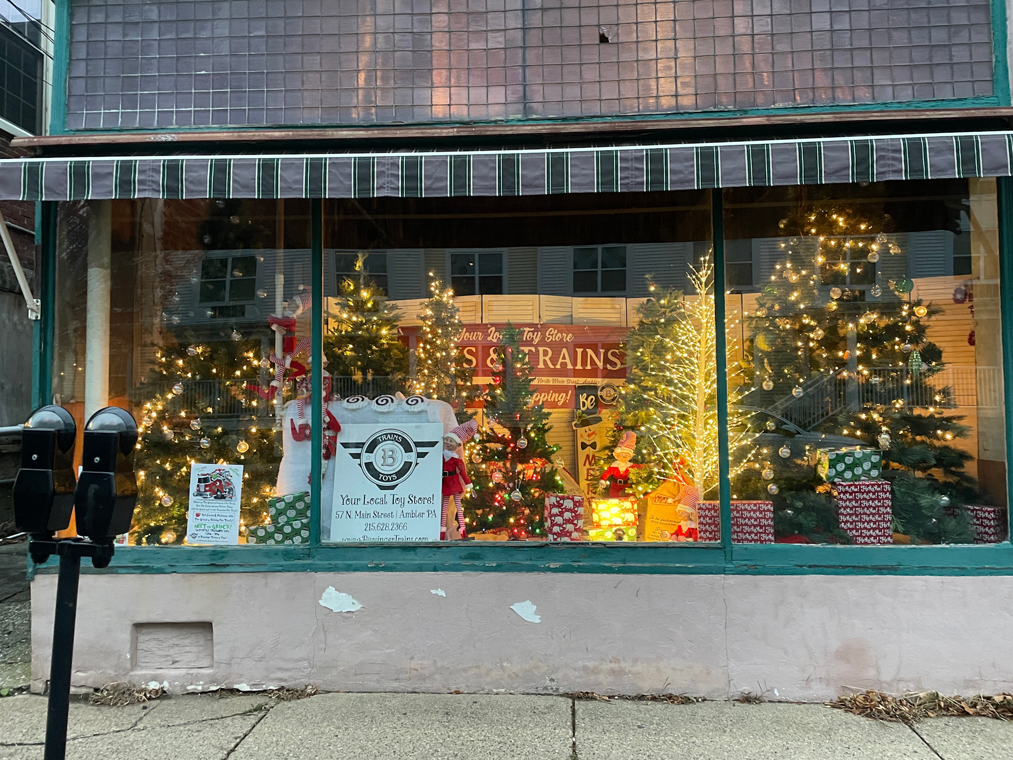 Stroll Down Main Street - Window Displays 2025