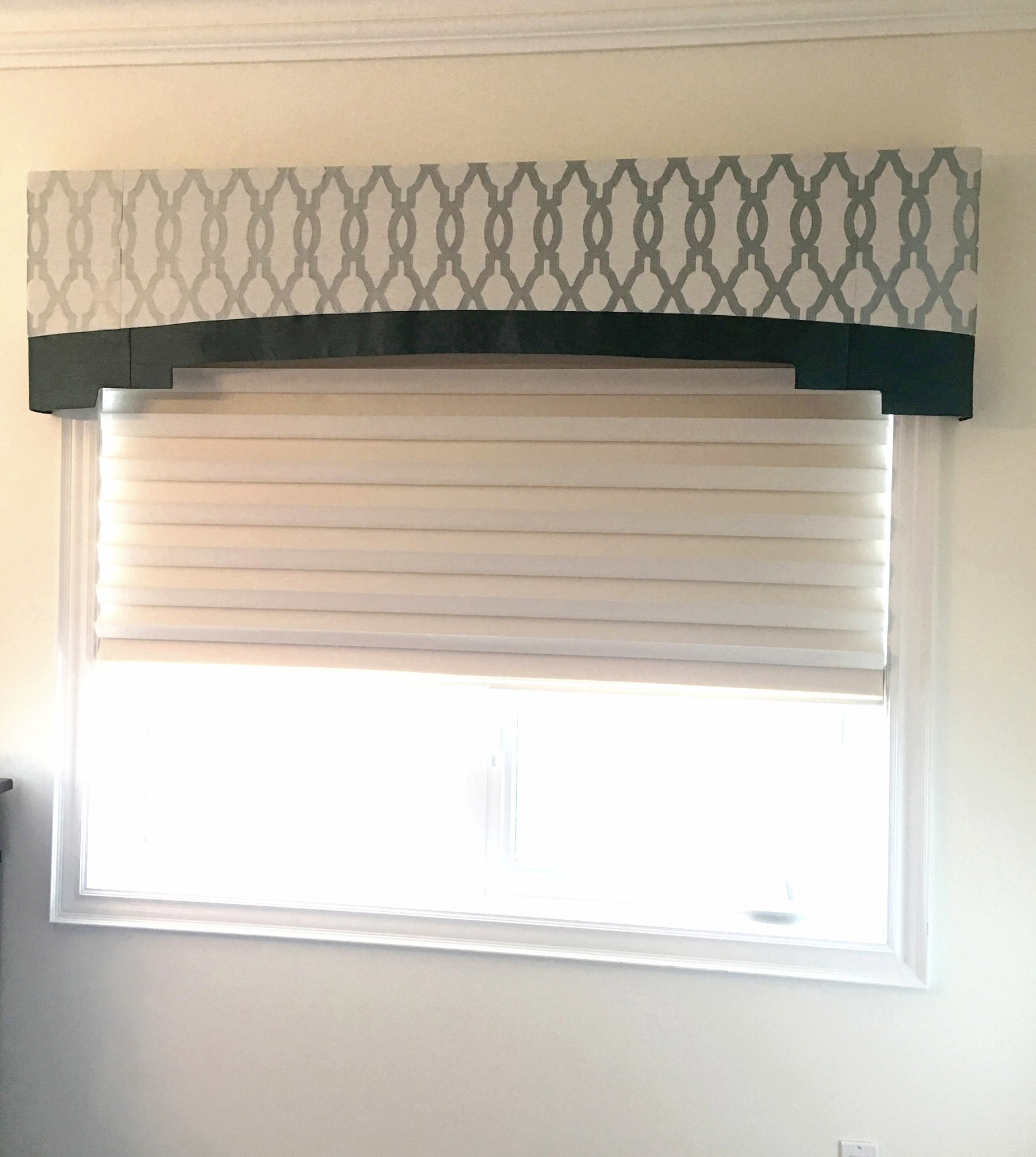 Cordless Lift system for Combi/Zebra Shades and Roller Shades