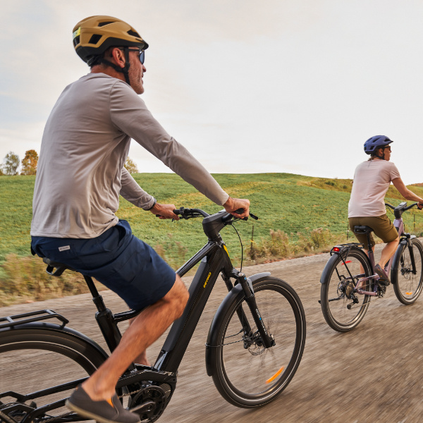 VÉLO AVEC ASSISTANCE ÉLECTRIQUE
