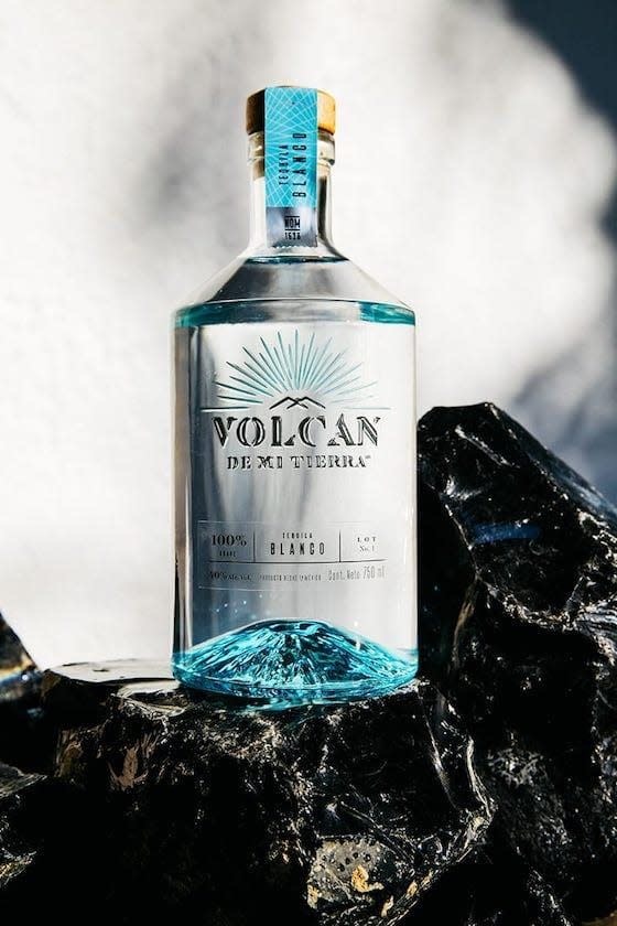 Volcan Blanco Tequila 750ml