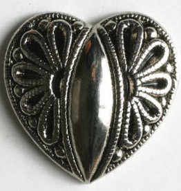 Dill Buttons 240721 Lacy Silver Heart button 15mm