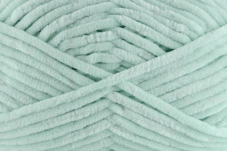 Universal Yarn Universal Bella Chenille 104 HONEYDEW
