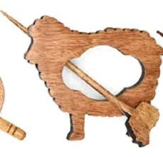 LYKKECRAFTS Lykke Shawl Pin & Stick Mango wood SHEEP