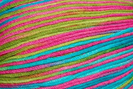 Universal Yarn Universal Bamboo Pop 204 HAPPY BIRDIE