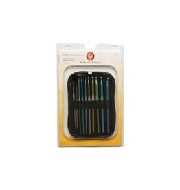 Boye 6277 Aluminum Master Crochet Hook Set includes 24 hooks