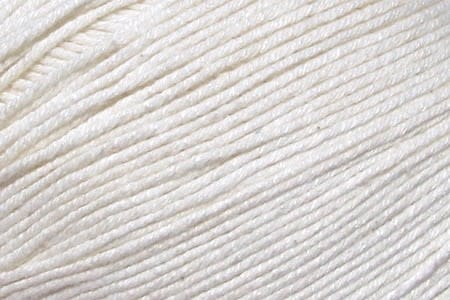Universal Yarn Universal Bamboo Pop 101 WHITE