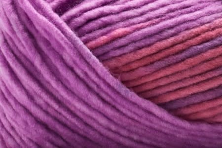 Universal Yarn Universal Maman 502 BERRY