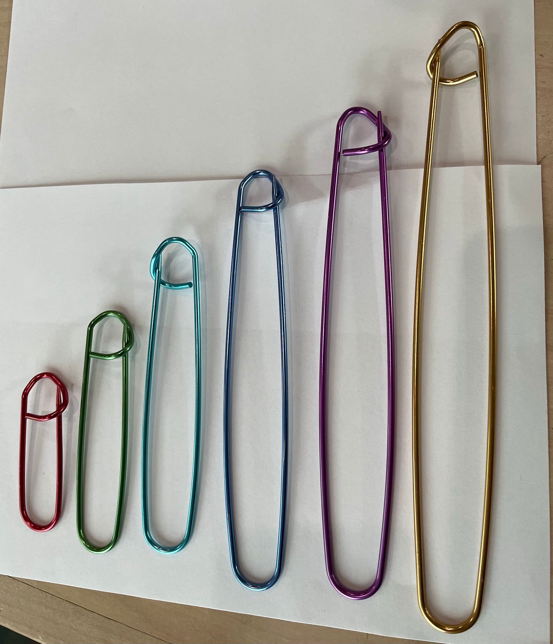 Bryson Stitch Holder Asst lengths 2 - 8 inches