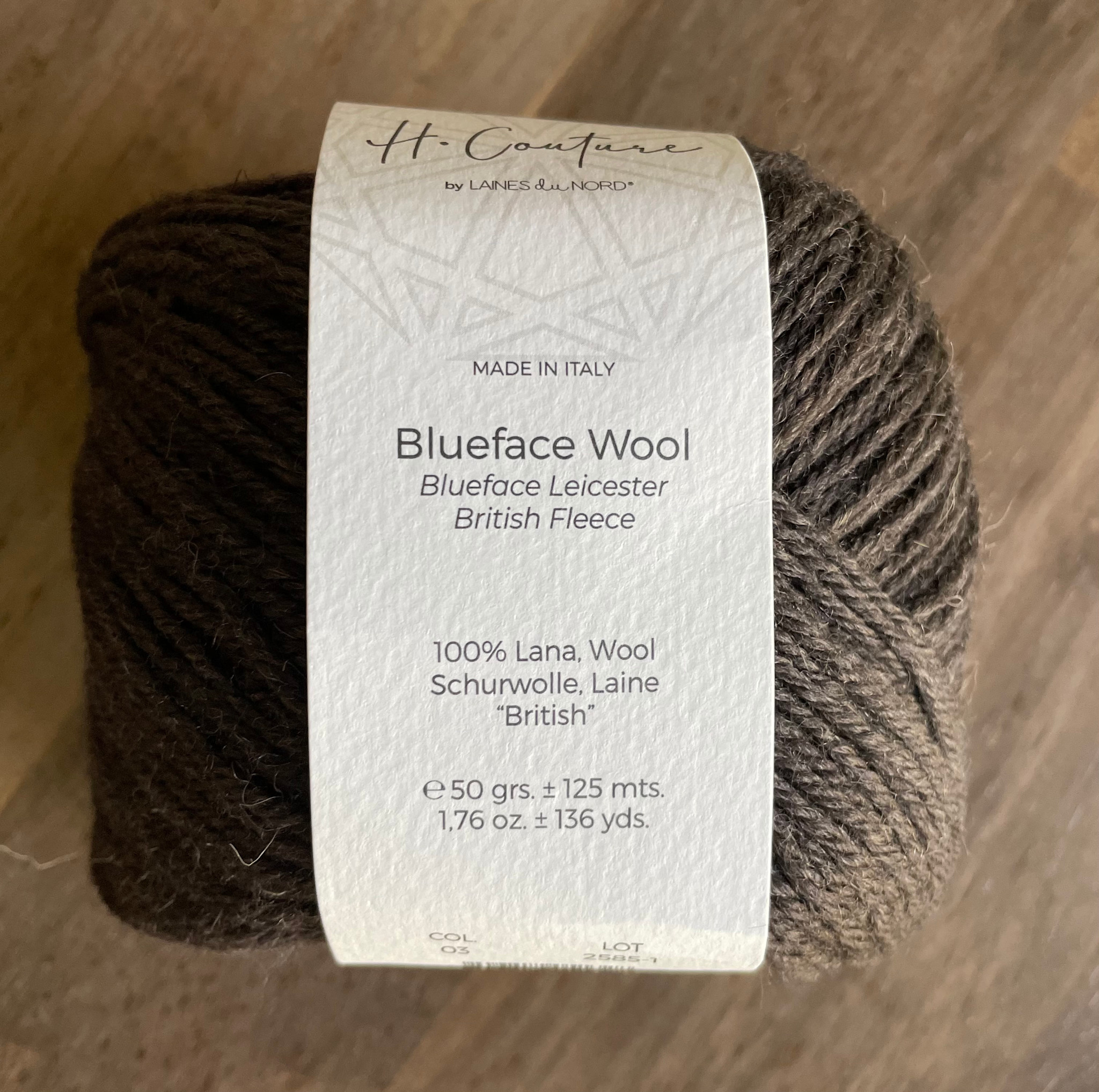 LAINES DU NORD H Couture Blueface Wool 3 CHOCOLATE