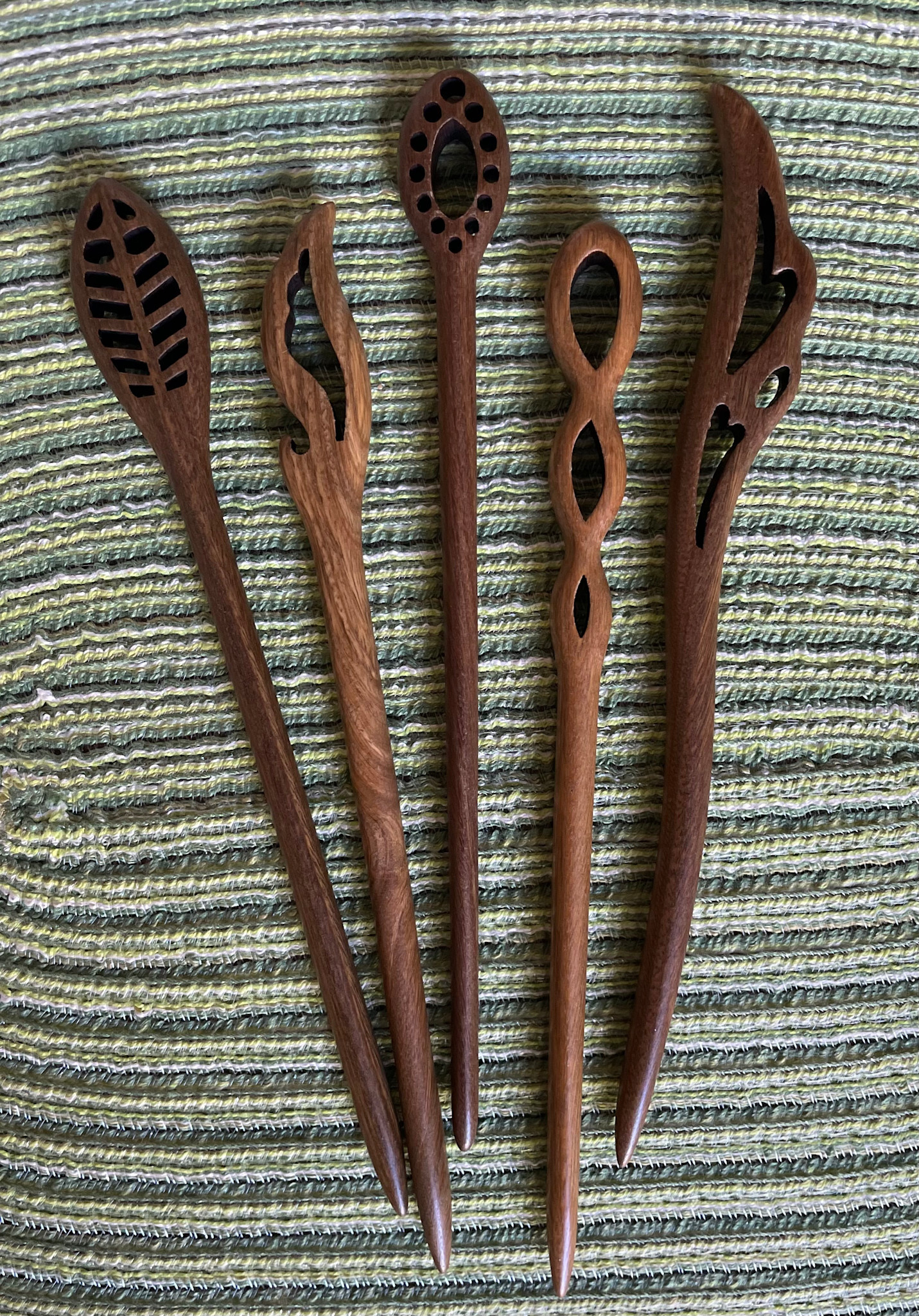 heartstrings Decorative Wood Shawl Stick Various Designs