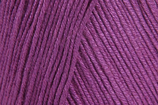Sirdar Snuggly Baby Bamboo DK 179 PLUM