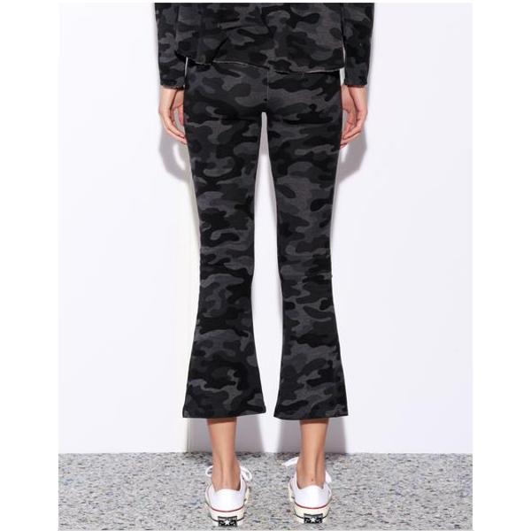 sundry camo sweatpants