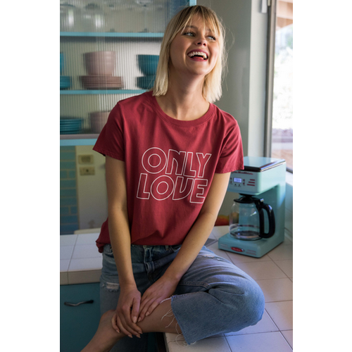 SUBURBAN RIOT SUBURBAN RIOT ONLY LOVE LOOSE TEE SUBURBAN RIOT SUBURBAN RIOT ONLY LOVE LOOSE TEE