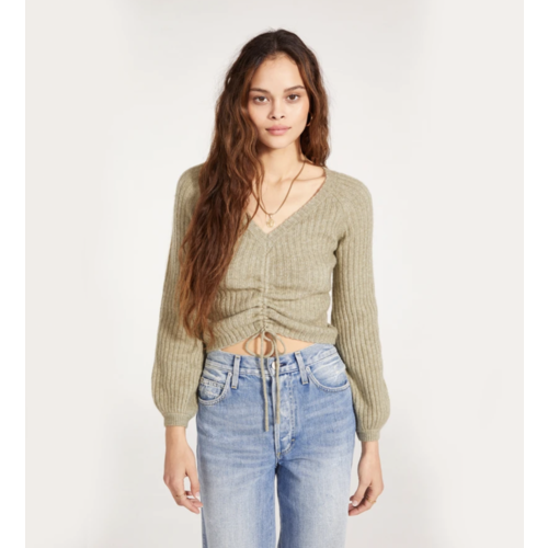 BB DAKOTA BB DAKOTA MAKE IT SHORT SWEATER BB DAKOTA BB DAKOTA MAKE IT SHORT SWEATER
