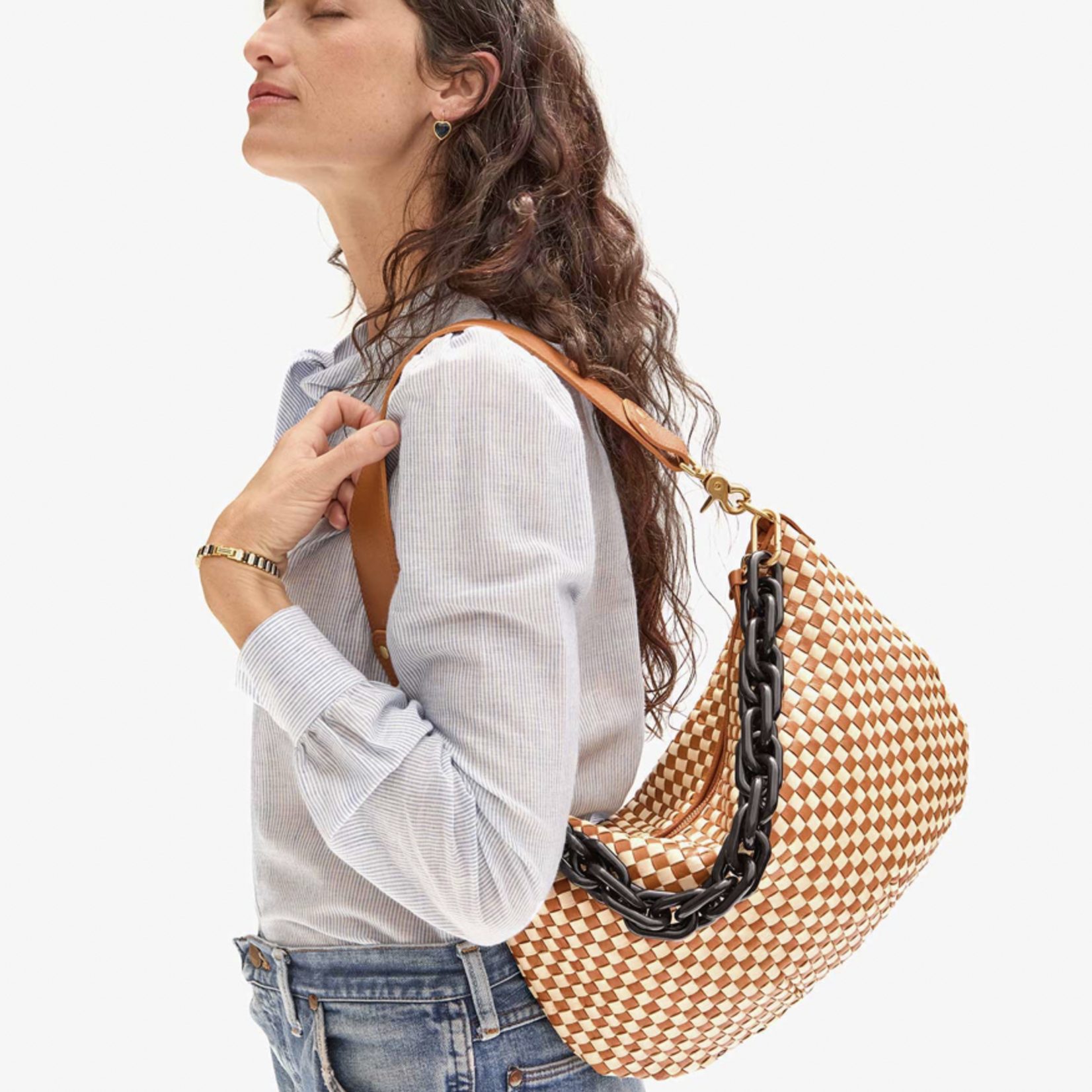 CLARE V. CLARE V. MOYEN MESSENGER