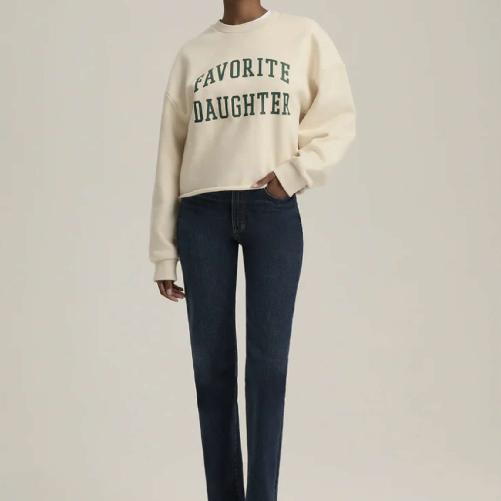 FAVORITE DAUGHTER FAVORITE DAUGHTER CROPPED COLLEGIATE SWEATSHIRT