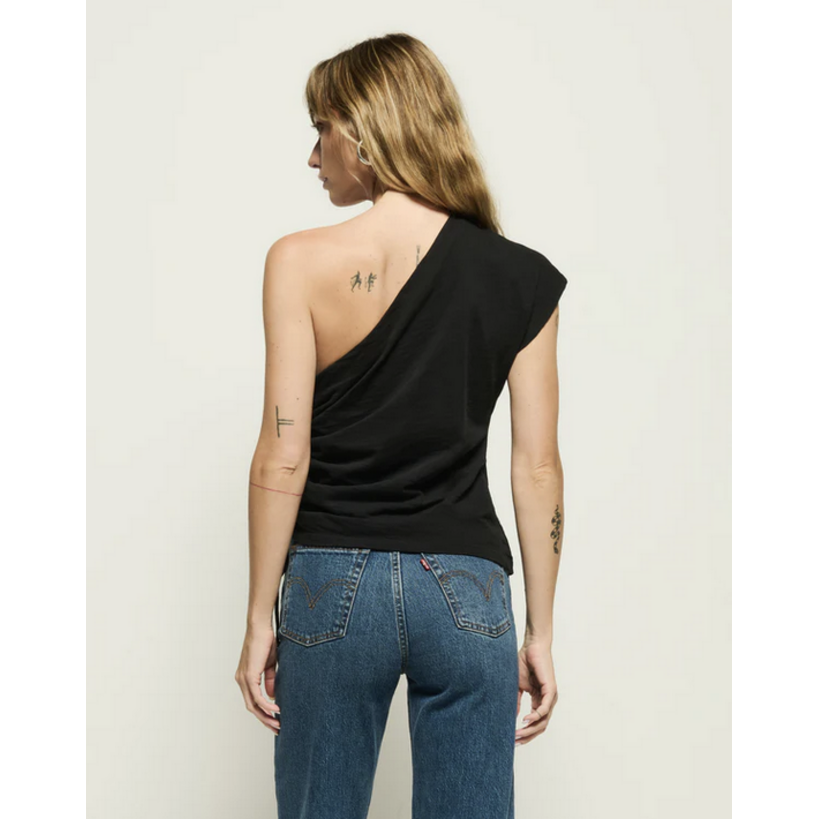 NATION LTD NATION JAYLEN ASYMMETRICAL TEE