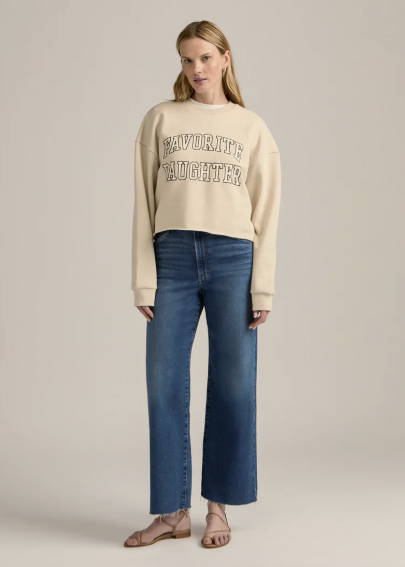 FAVORITE DAUGHTER FAVORITE DAUGHTER CROPPED COLLEGIATE TEE