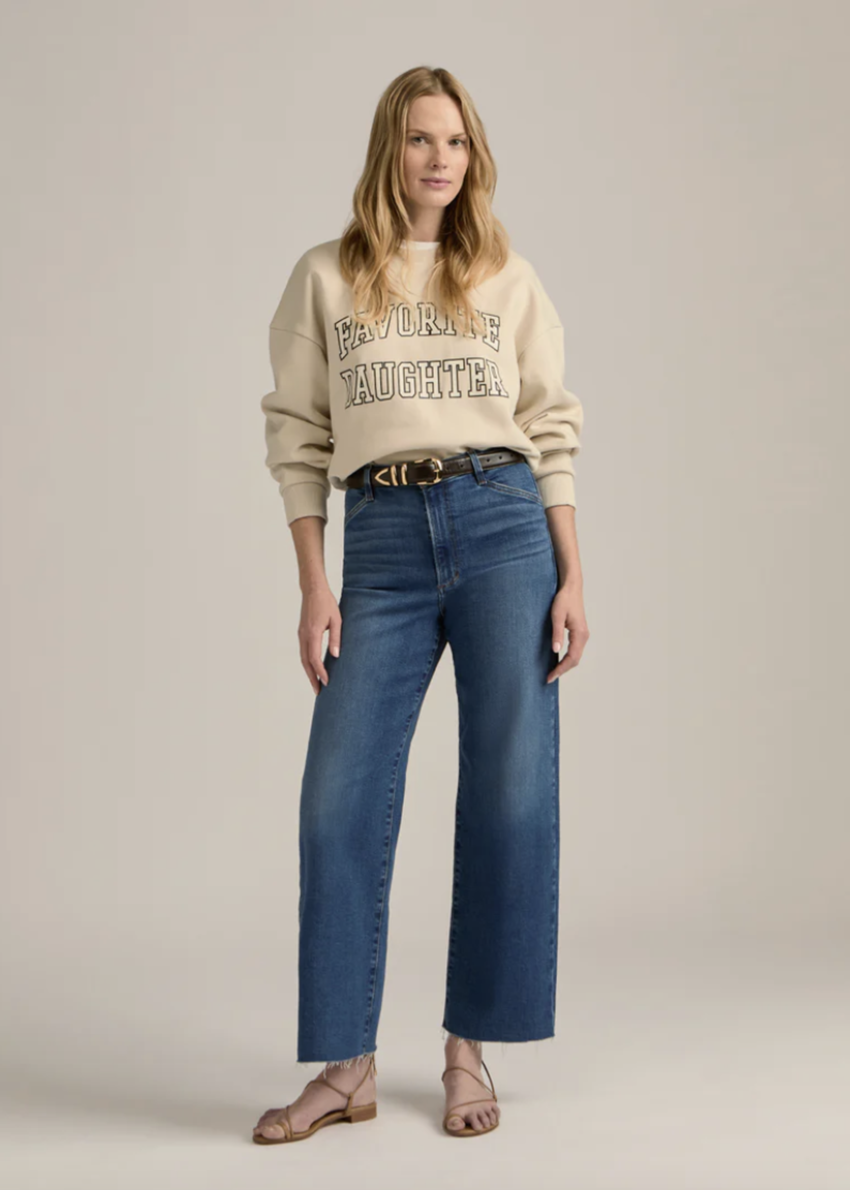 FAVORITE DAUGHTER FAVORITE DAUGHTER CROPPED COLLEGIATE TEE