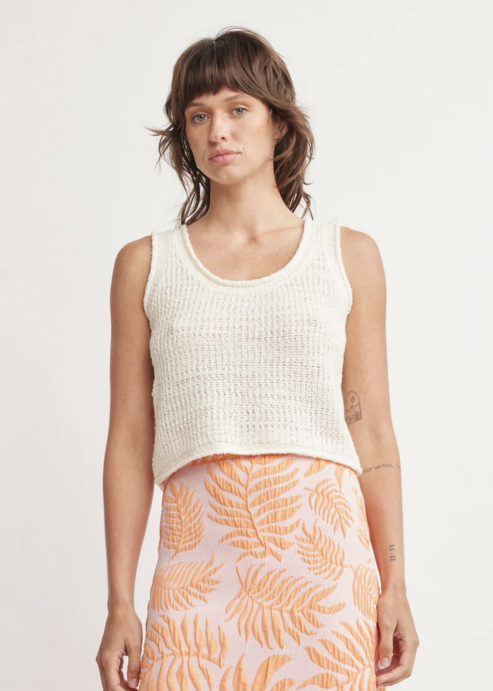SELF CONTRAST SELF CONTRAST MILES TANK