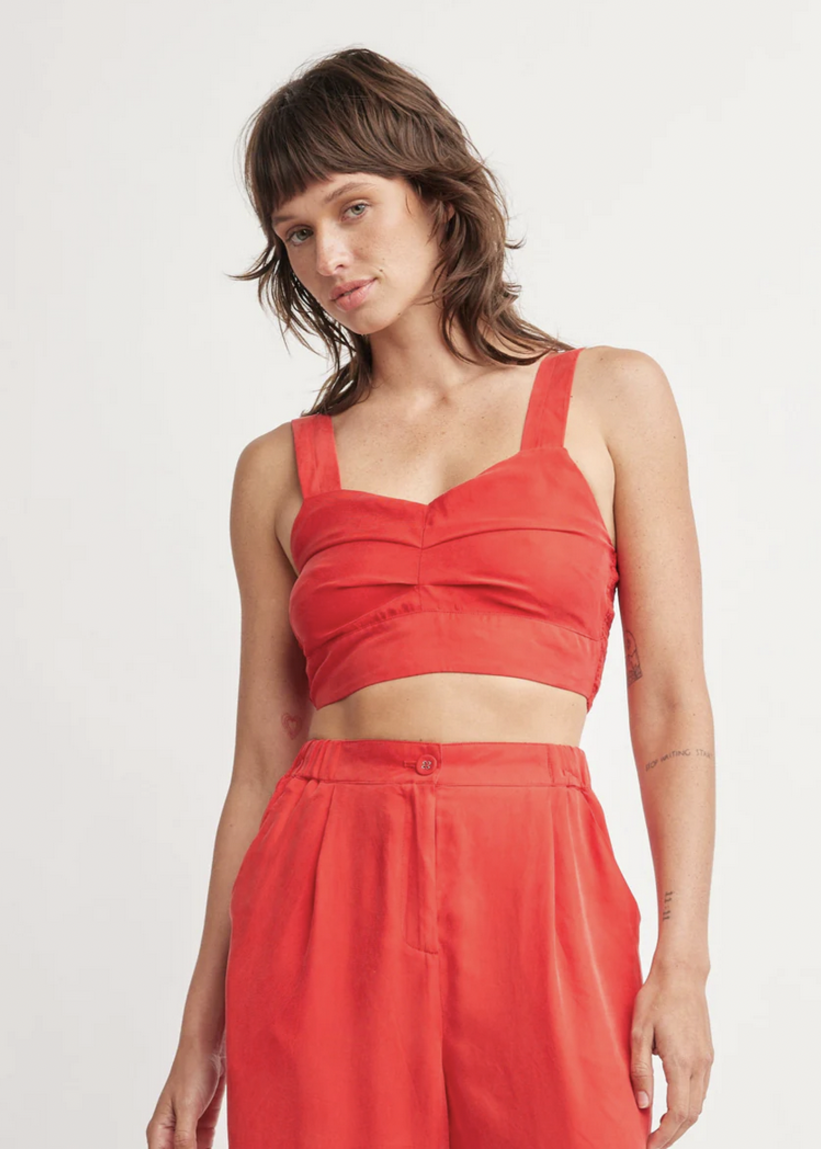 SELF CONTRAST SELF CONTRAST KORI CROP TANK