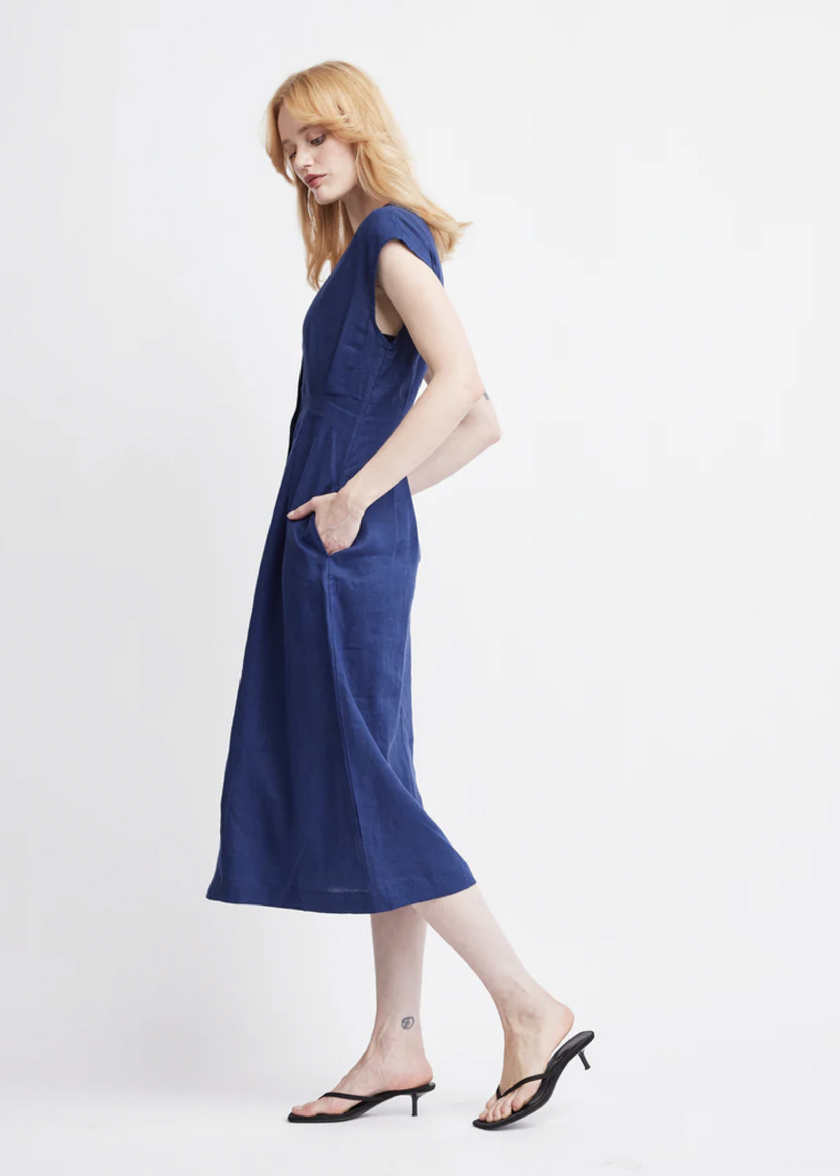 SELF CONTRAST SELF CONTRAST JAMILA BUTTON FRONT MIDI DRESS