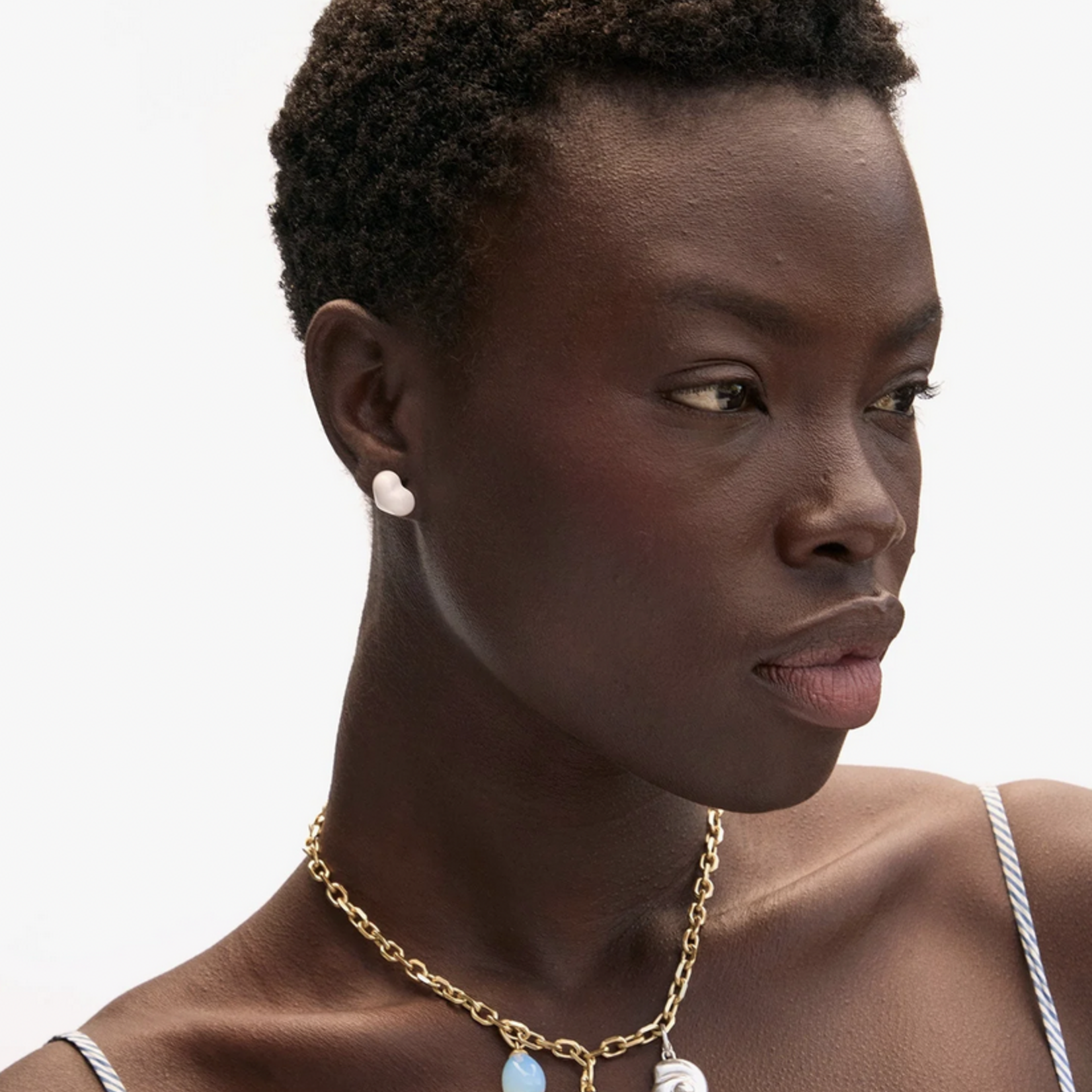 CLARE V. CLARE V. PETIT MYLAR HEART EARRINGS