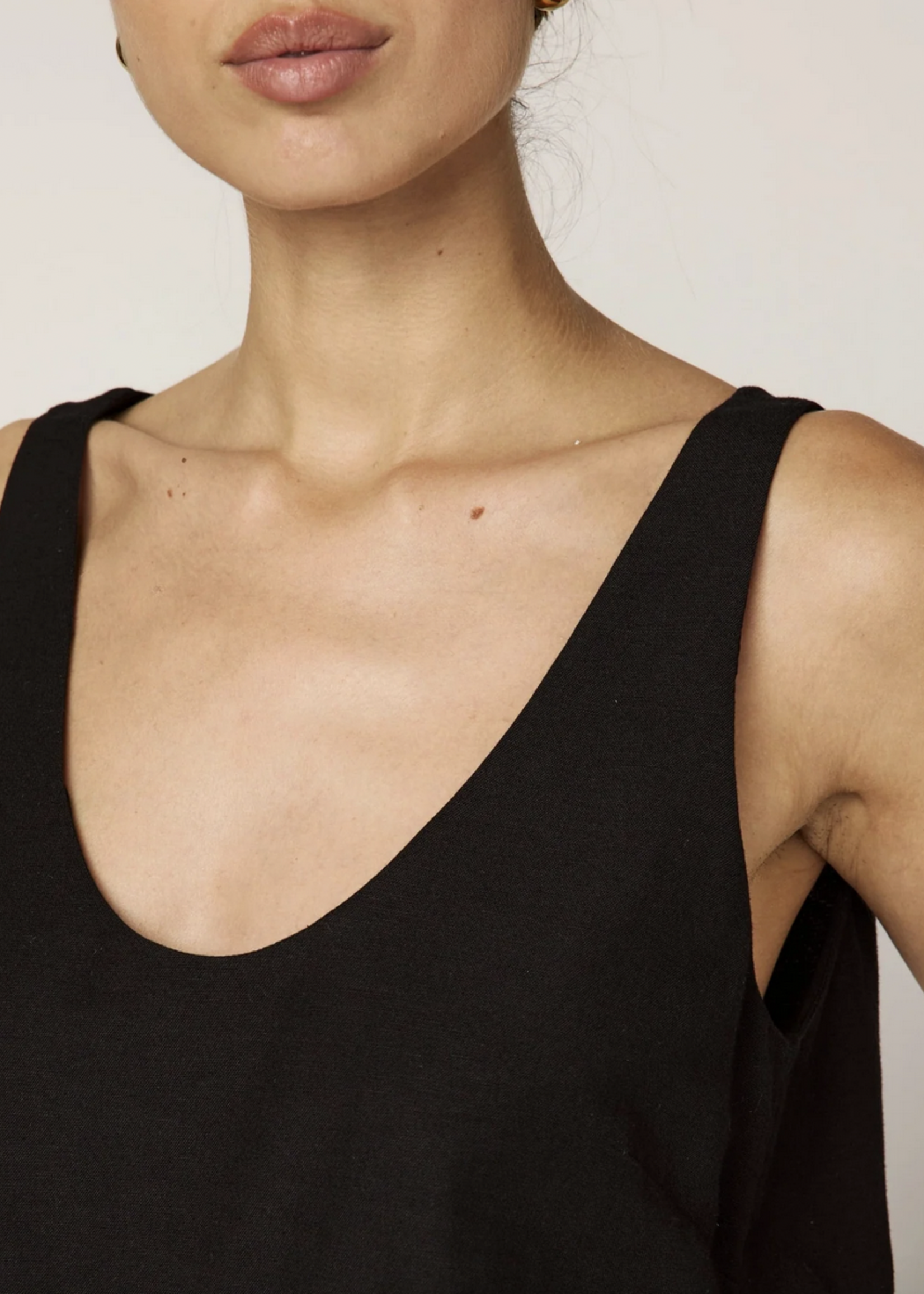 CLEOBELLA CLEOBELLA AMBESIA TANK