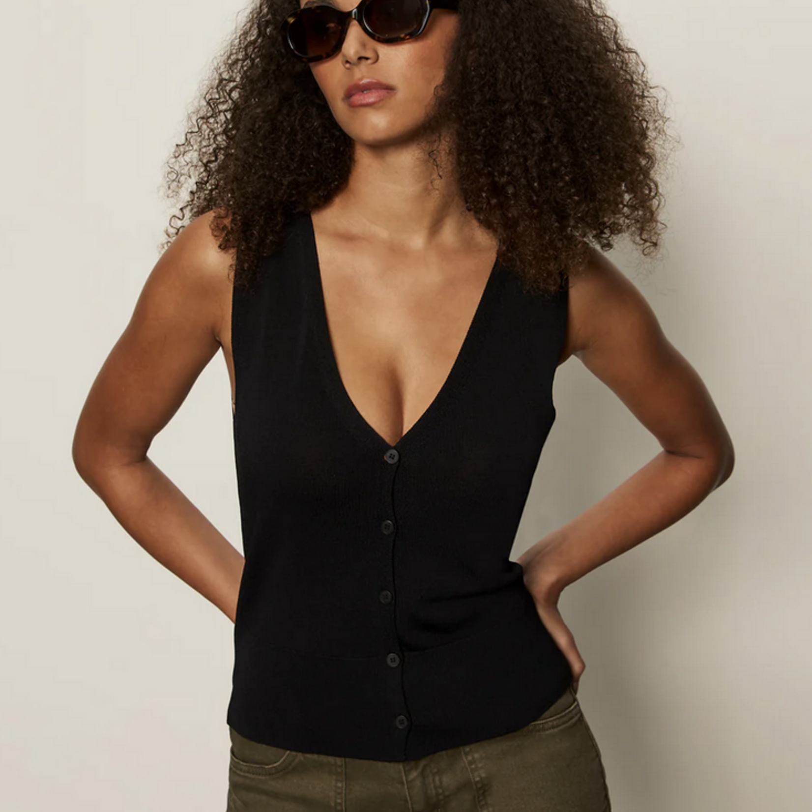 SANCTUARY SANCTUARY KNITTED BUTTON FRONT TANK