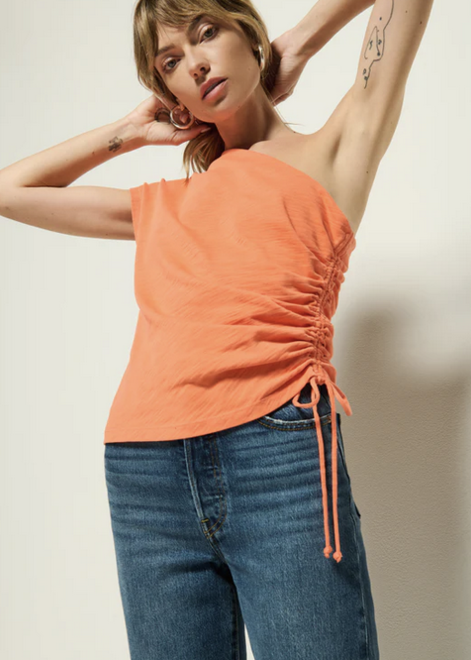 NATION LTD NATION JAYLEN ASYMMETRICAL TEE