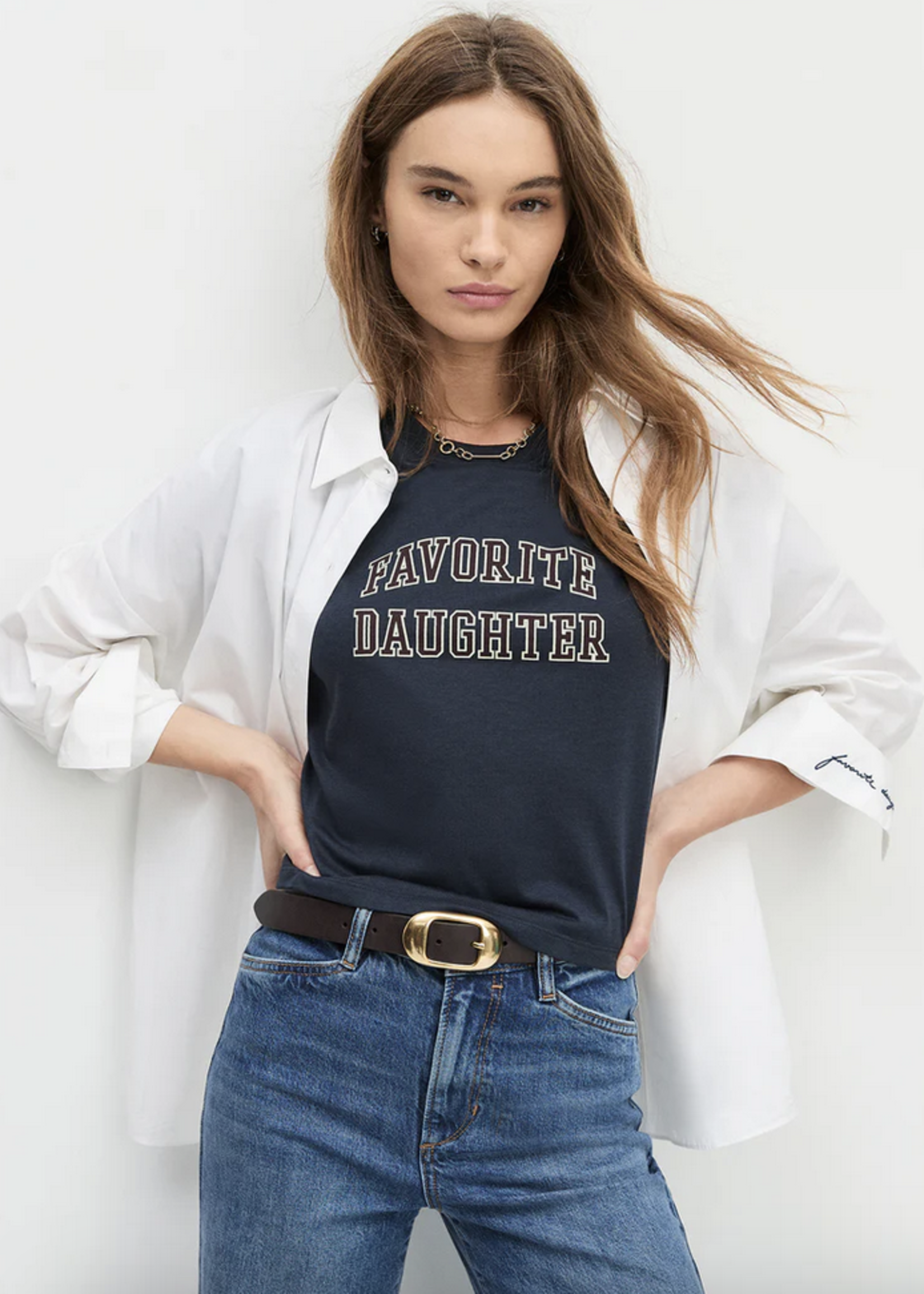 FAVORITE DAUGHTER FAVORITE DAUGHTER CROPPED COLLEGIATE TEE