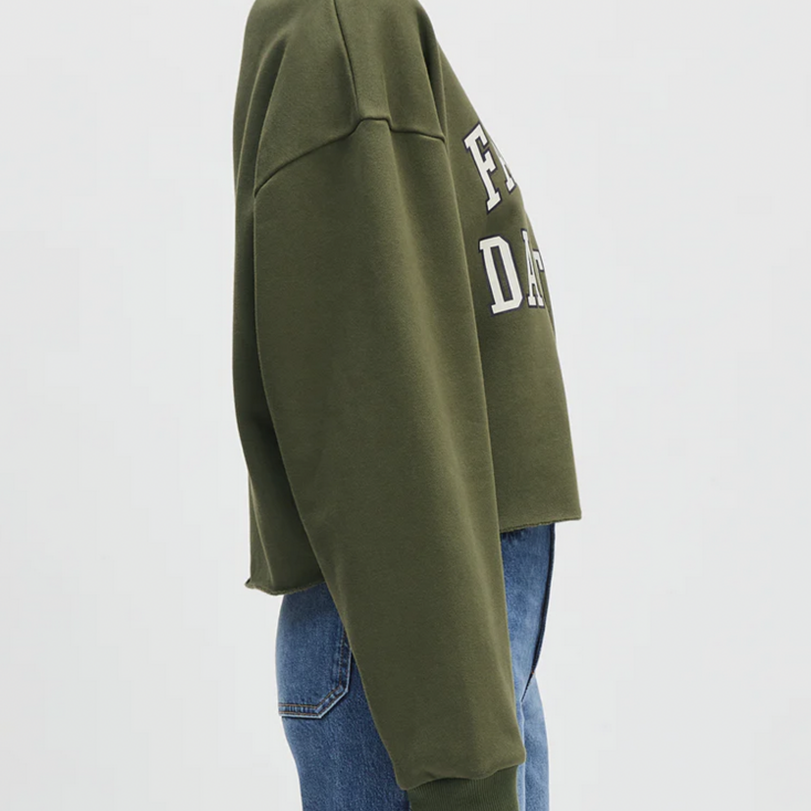 FAVORITE DAUGHTER CROPPED COLLEGIATE SWEATSHIRT