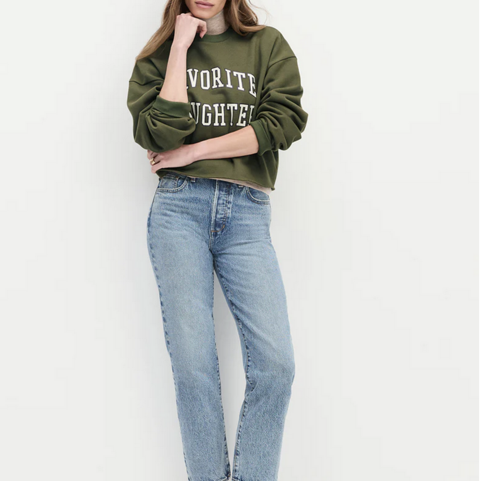 FAVORITE DAUGHTER CROPPED COLLEGIATE SWEATSHIRT