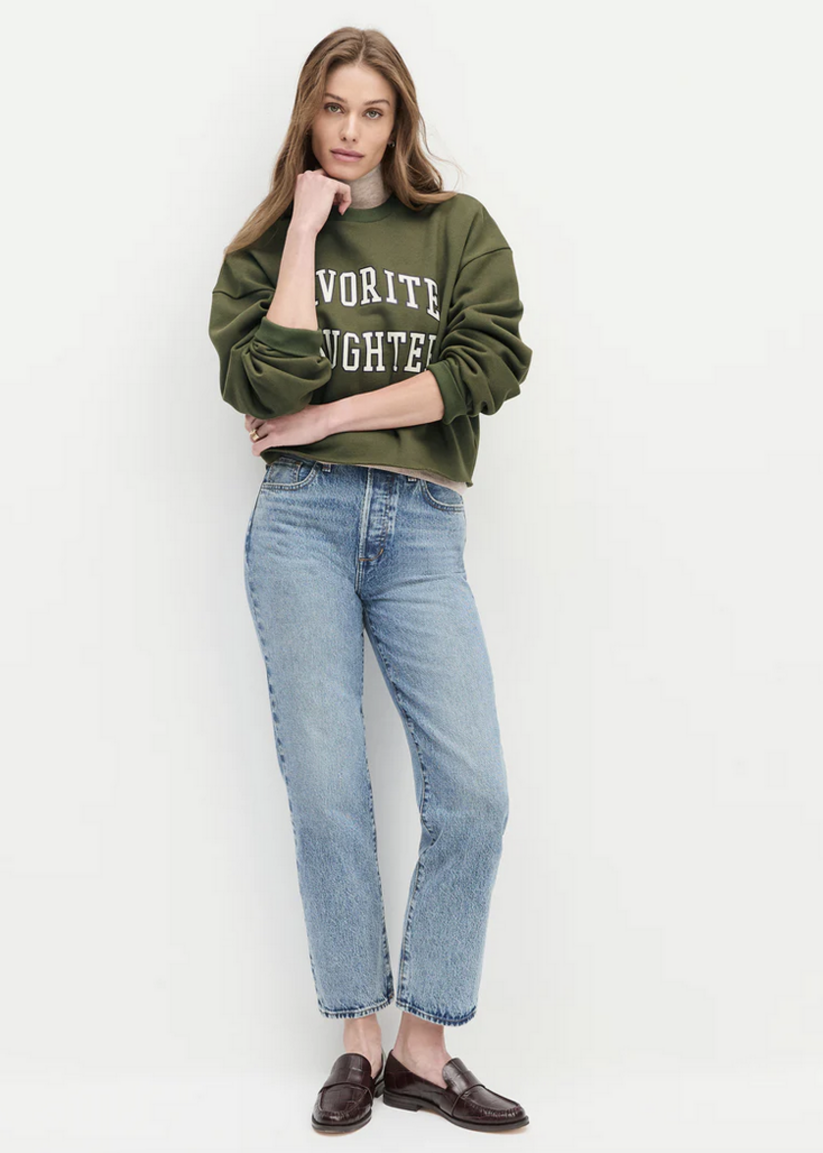 FAVORITE DAUGHTER CROPPED COLLEGIATE SWEATSHIRT