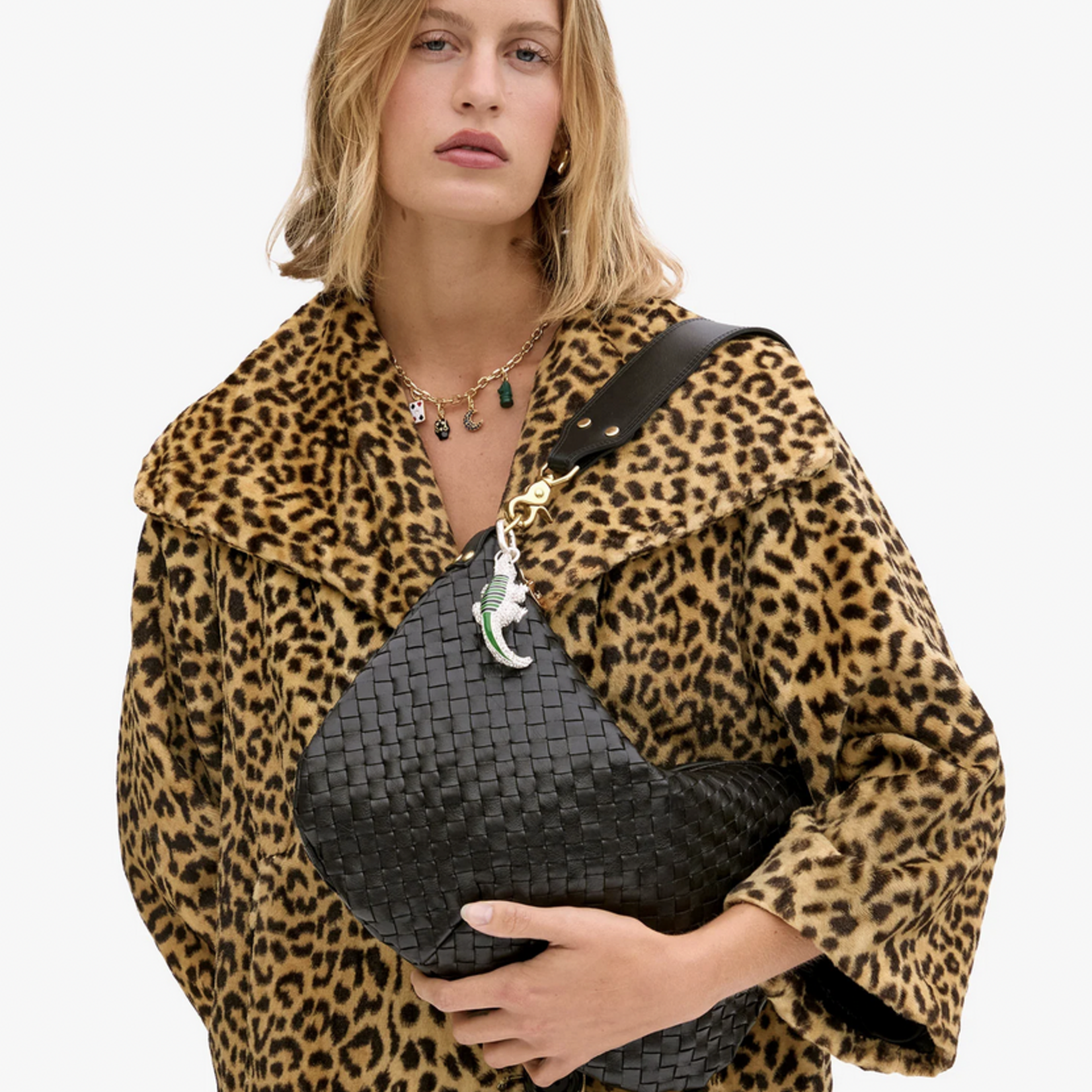 CLARE V. CLARE V. MOYEN MESSENGER