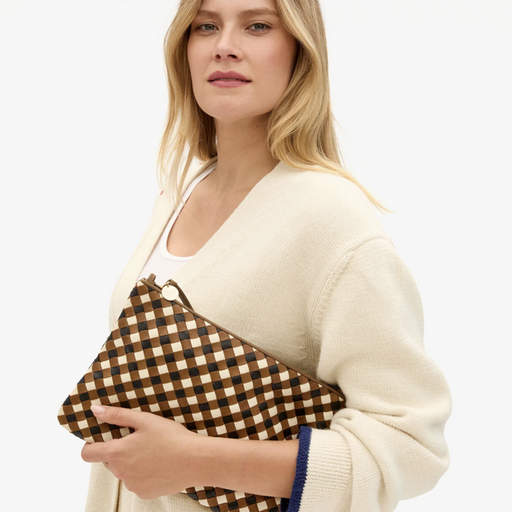 CLARE V. CLARE V. FLAT CLUTCH W/TABS