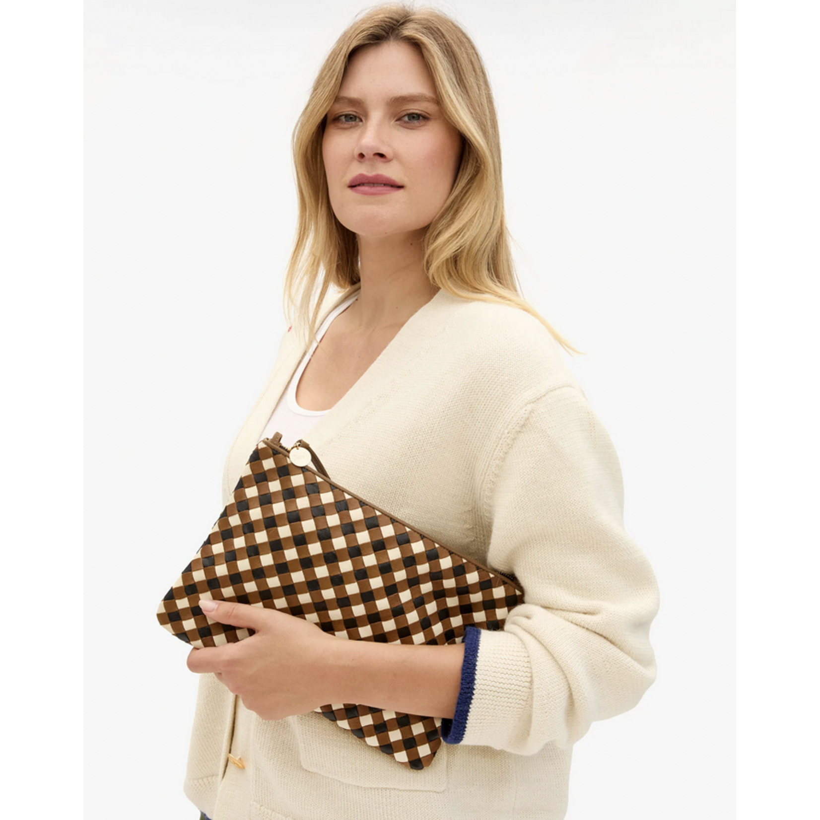 CLARE V. CLARE V. FLAT CLUTCH W/TABS