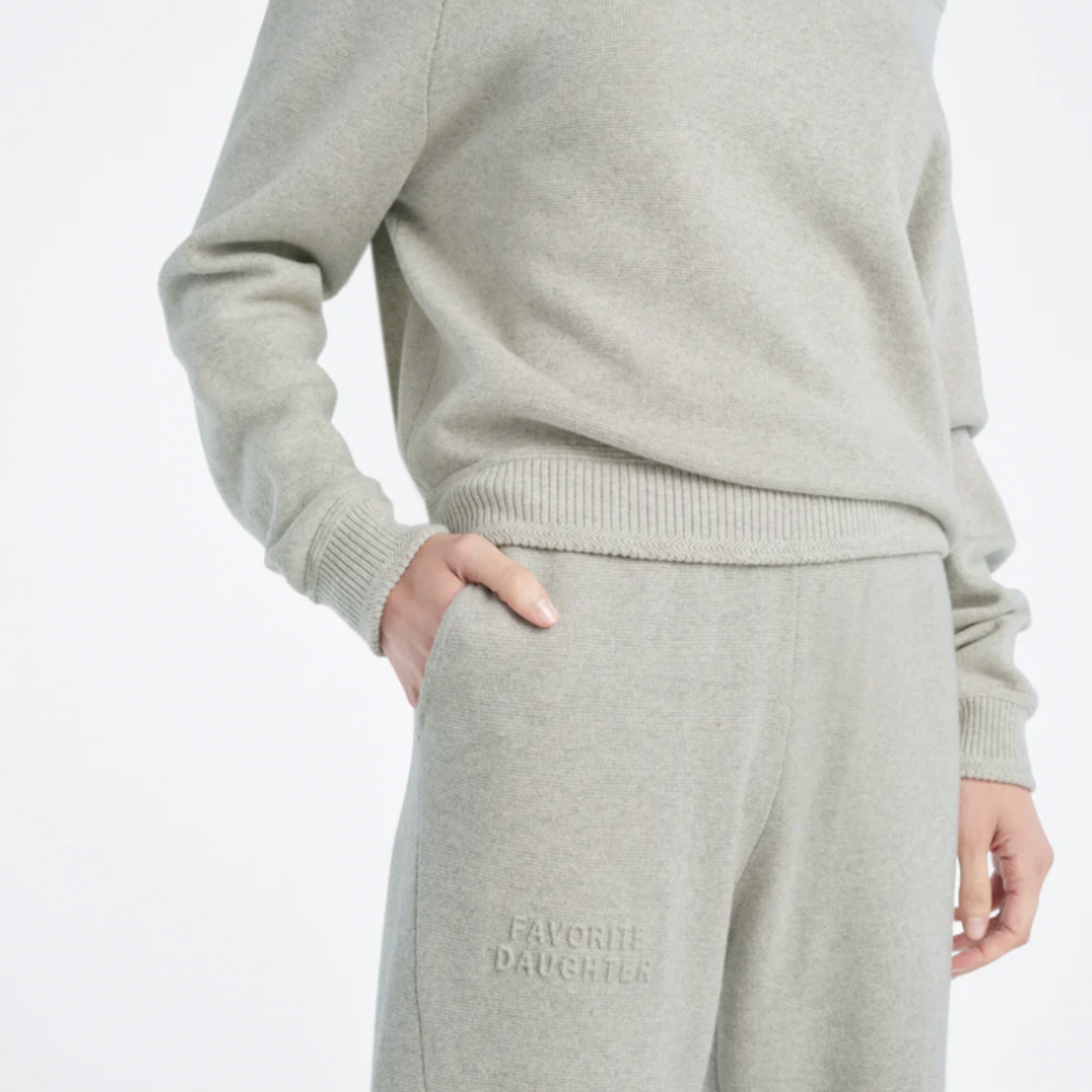 FAVORITE DAUGHTER FAVORITE DAUGHTER THE FATIGUE SISTER BARREL JOGGER