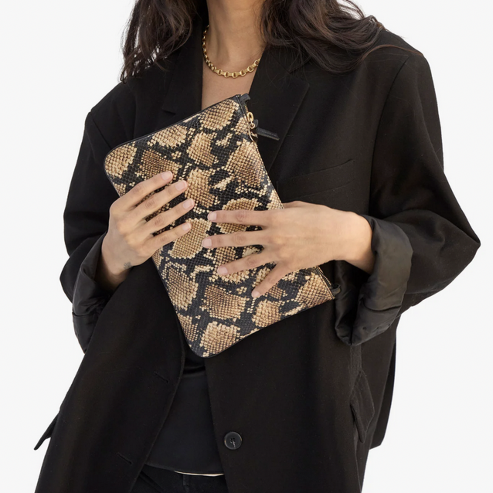 CLARE V. CLARE V. FLAT CLUTCH W/ TABS