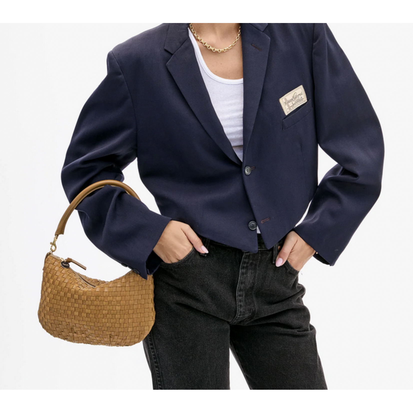 CLARE V. CLARE V. PETIT MOYEN MESSENGER
