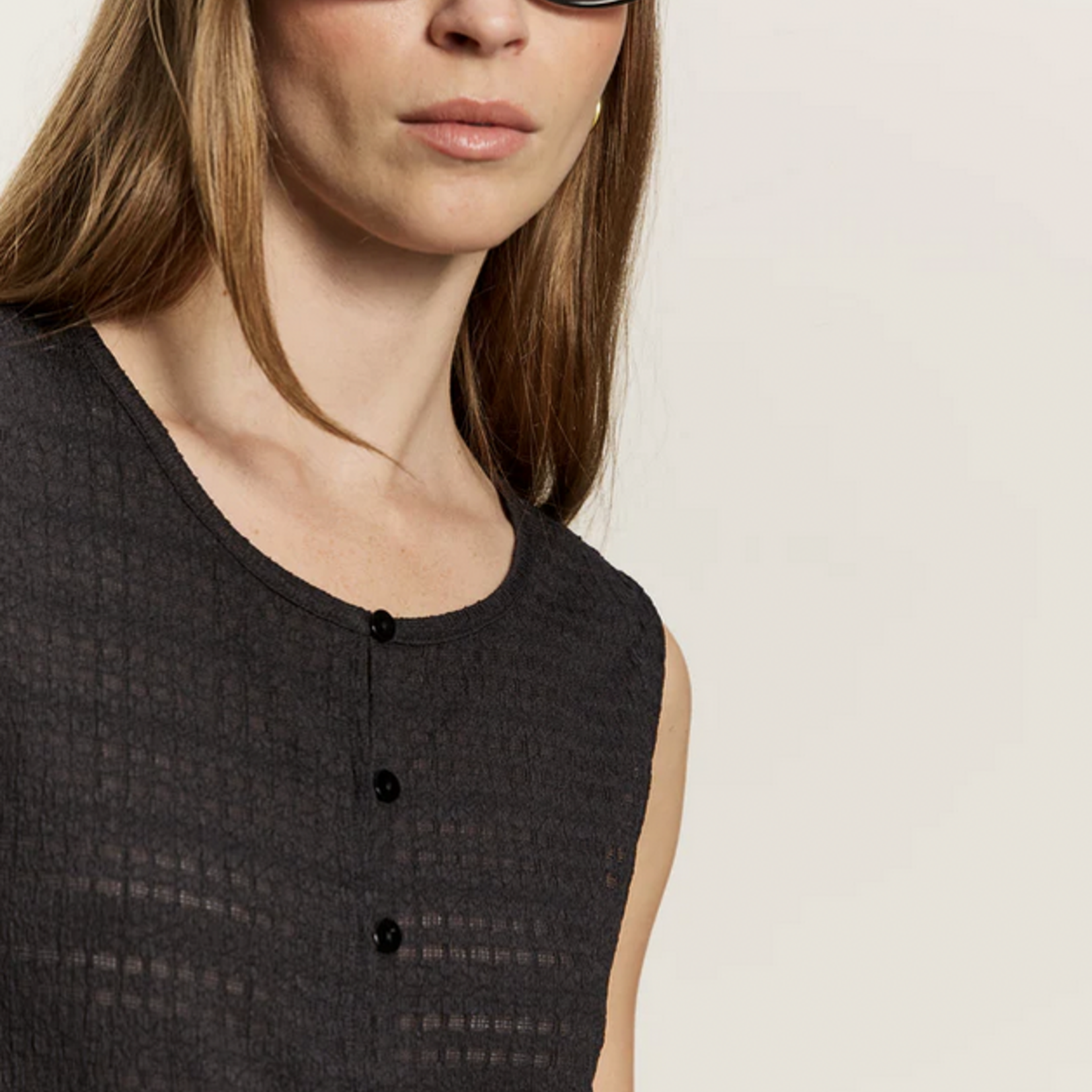 SANCTUARY SANCTUARY TEXTURED VACATION SHELL TOP