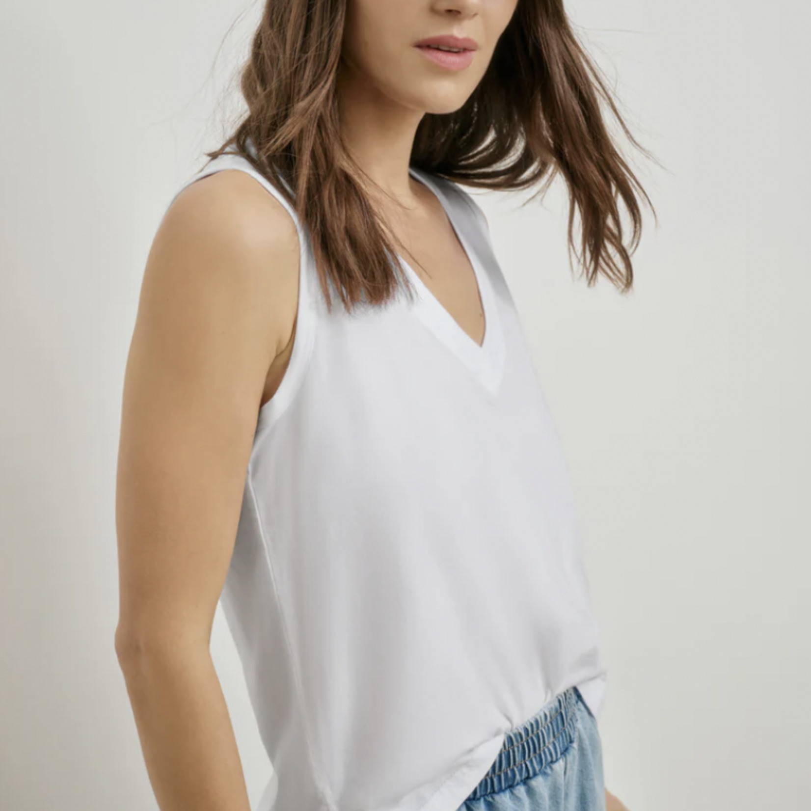 FAVORITE DAUGHTER FAVORITE DAUGHTER EVERYDAY V NECK